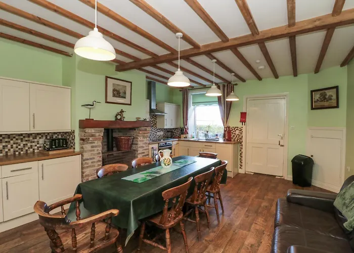 Airy Hill Old * Whitby